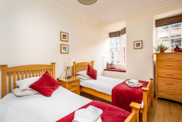 Twin Bedroom